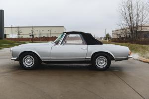 Mercedes-Benz 280 SL 1969 года  (EU)